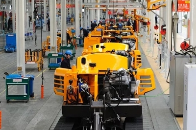 三一小挖公司 以智能生产引领物料搬运装备制造新纪元